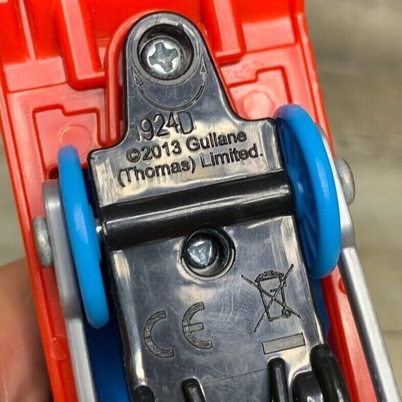 Thomas The Tank Engine Trackmaster 2013 Mattel Train #1 Blue Motorized Works - Picture 8 of 9